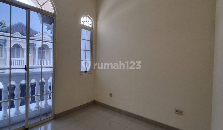 Dijual Rumah Unfurnished Bagus Nyaman Di Green Lake City 2