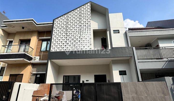 Dijual Rumah Minimalis Elit Elegant Modern Brand New Di Metland Puri 1