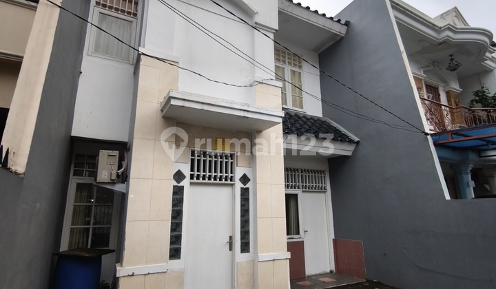 Dijual Termurah Rumah di Palem Lestari 6*15 2,5 Lantai Jakbar Dijual Termurah Rumah di Palem Lestari 6*15 2,5 Lantai Jakbar