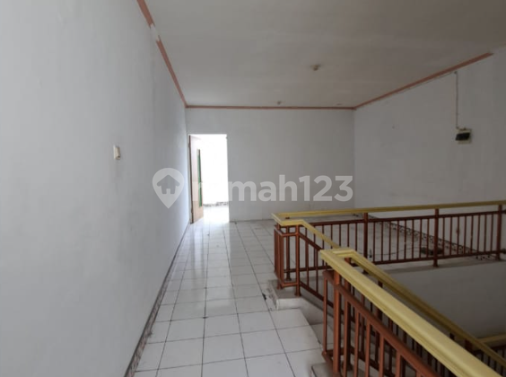 Disewakan Ruko Alexandrite hadap jalan 2 lantai sebrang mall SMS Gading serpong 2