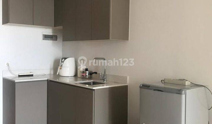 Apartemen Gold Coast 2 Kamar Tidur Bagus Semi Furnished