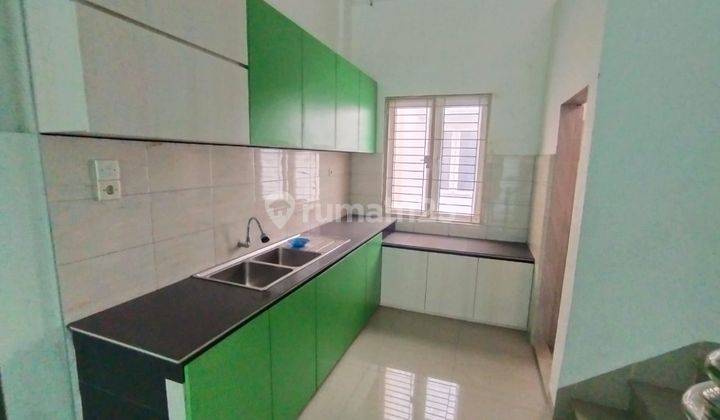 Disewakan Ruko Untuk Kantor Jl Brigjend Katamso Istana Prima 2 9