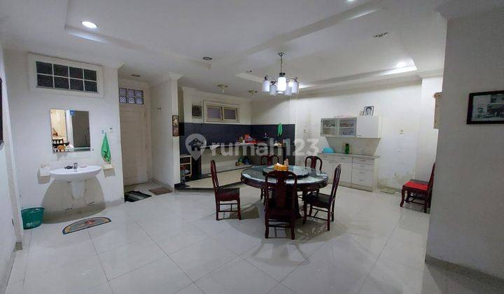 Dijual Cepat Rumah Inti Kota Jl Mantri Brigjend Katamso Maimun 1