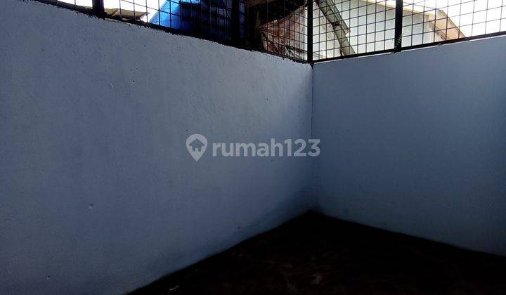 Disewakan Rumah Victoria Townhouse Daerah Katamso Titi Kuning 8