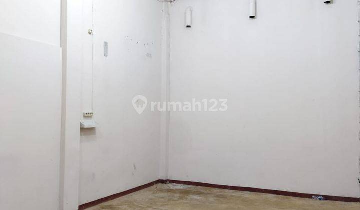 Disewakan 2 Unit Ruko Gandeng Jalan Iskandar Muda Medan Siap Huni 15