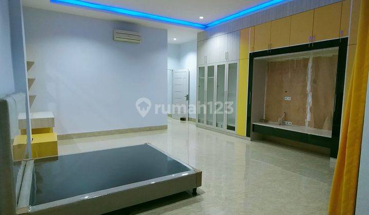Disewakan Rumah Villa Cemara Komplek Cemara Hijau Semi Furnish 8