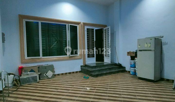 Disewakan Rumah Villa Cemara Komplek Cemara Hijau Semi Furnish 11