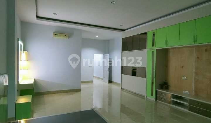 Disewakan Rumah Villa Cemara Komplek Cemara Hijau Semi Furnish 25