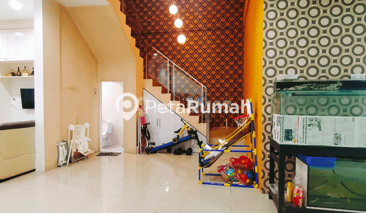 Jual Rumah Mewah Komplek Menteng Indah Cluster The Peak Denai 2