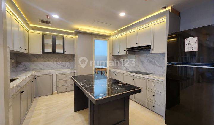 Dijual Rugi Apartemen Podomoro Tribeca Condominium Tower Empire 2