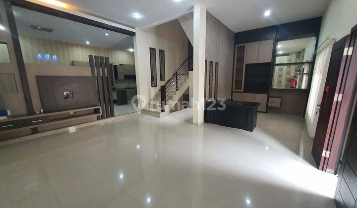 Dijual Villa Mewah Rumah Komplek Cemara Asri Jalan Azalea 1