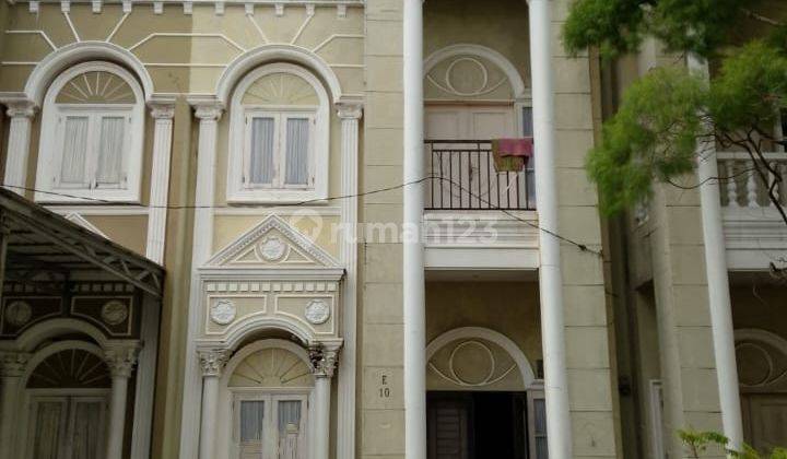 Rumah 2 Lantai Bagus Unfurnished Sertifikat SHM Jalan Tempua Medan Sunggal 1