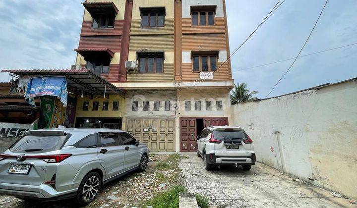 Dijual Ruko 3 Kantai Bagus Luas Bangunan 96m2 SHM Jalan Karya Medan 1