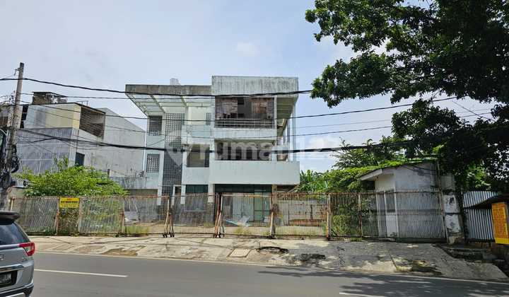 Gudang Pinggir Jalan Raya Jl. Meruya Selatan