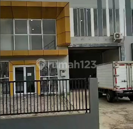  Gudang Gandeng di Kawasan Industri Blessindo Legok Tangerang