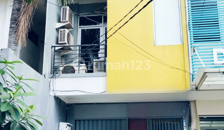 Ruko Tebet Dijual , Lokasi Strategis , Harga Turun