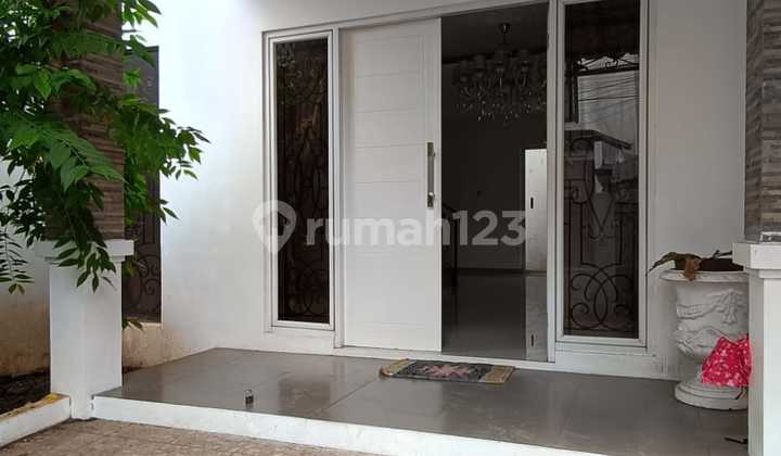 Rumah Minimalis Nyaman di Tebet Timur - Ideal untuk Keluarga, Lingkungan Tenang