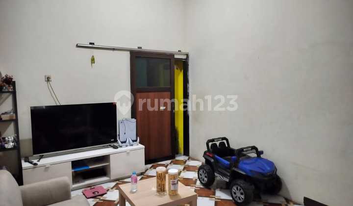 Strategic 3-Story Shop House on Main Road Jl Raya Ciburuy Padalarang, West Bandung Regency 2