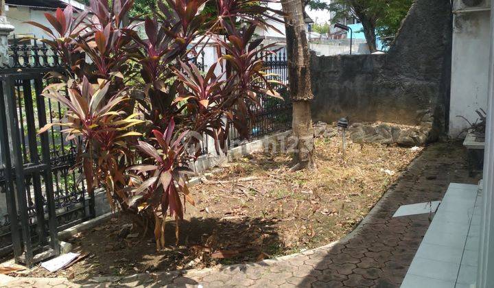 Dijual rumah di Solo baru di jl kasuari 2