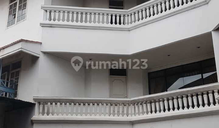 Dijual rumah di Lojiwetan Solo 1