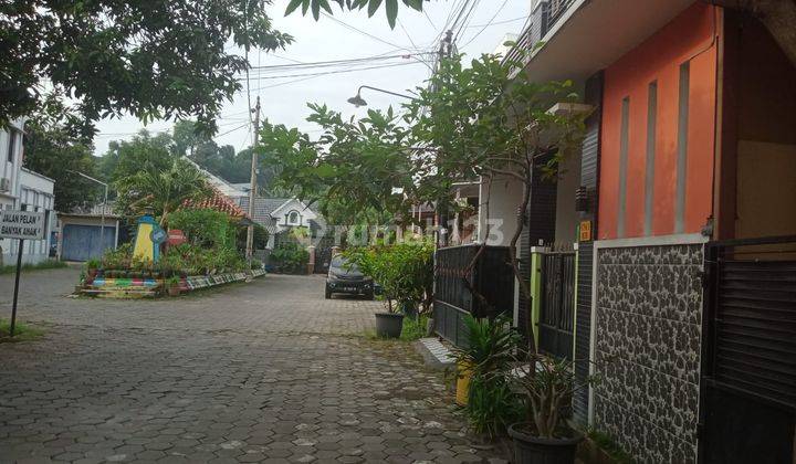 Dijual Rumah Bagus 2 Lantai SHM di Klipang 2