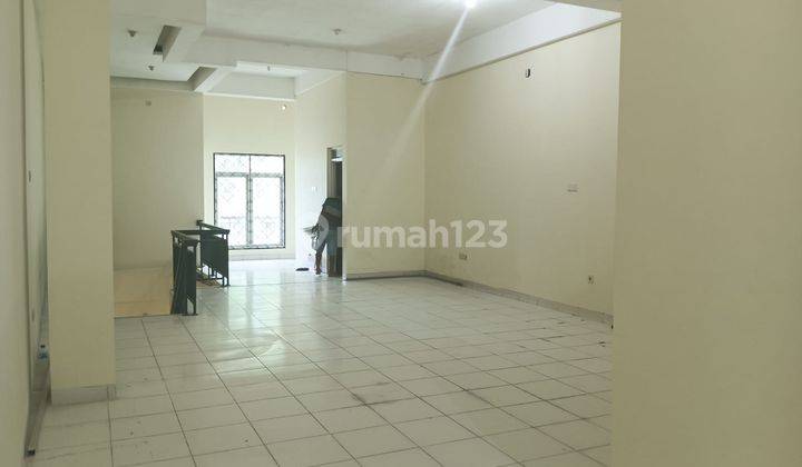 Disewakan Ruko 2 lantai(5x20)m di Majapahit 2