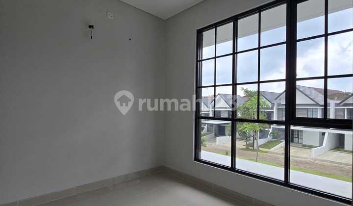 Dijual Rumah di Miles Bsb. City Bagus 2