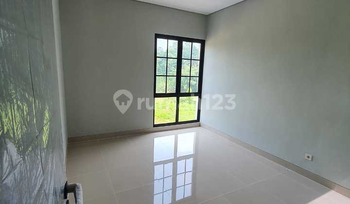 Dijual Rumah 2 Lt The Miles Bsb City Bagus