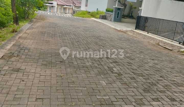 Disewakan Rumah Semi Furnish Di Grand Royale Graha Candi Golf 2