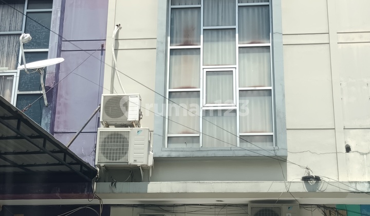 For Rent 2-Story Shop House Ready to Use Nice On Canal Street 1