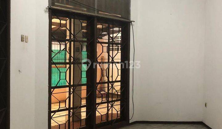 Rumah Cantik 2 Lantai di Komplek Diskum Ad Jakarta Timur 2