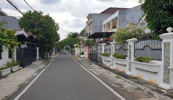 RUMAH CANTIK SIAP HUNI 2 LANTAI DI CEMPAKA PUTIH JAKARTA PUSAT 1