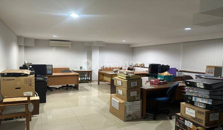 Office Space Murah, Staff Bisa 15 Orang + Free Ruang Meeting 1