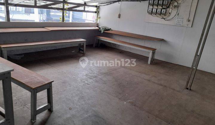 rumah zona komersil, bisa untuk kantor, klinik, restoran, kafe  2