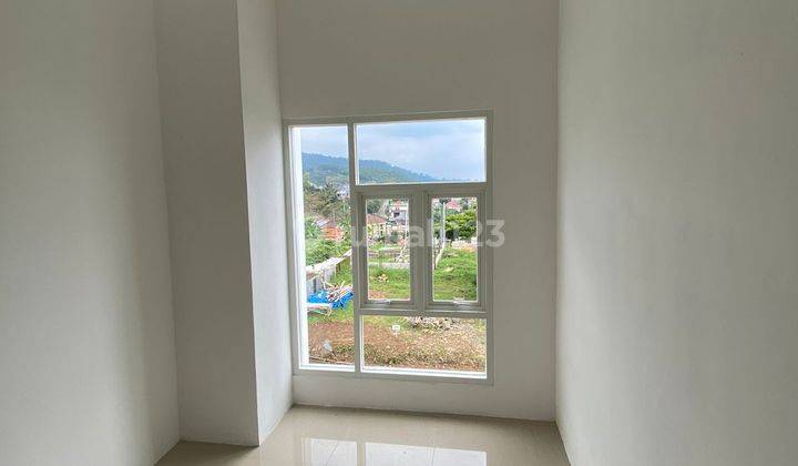 Rumah Villa Padusan Mojokerto 2 Lantai Minimalis 6