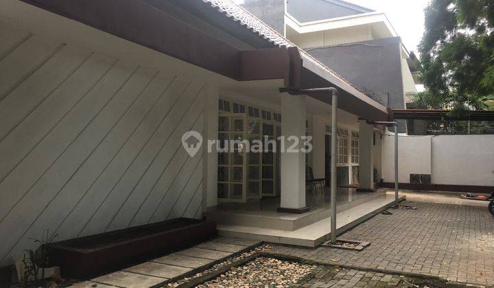 Rumah Posisi Hoek Di Jl. M Yamin, Dekat Stasiun Cikini DiJual Rumah 1