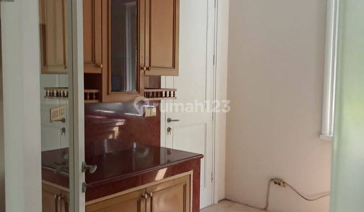 Rumah 2 Lantai Bagus Dan Terawat Di Jl. Lembang Dekat Taman Suropati, Disewakan 12