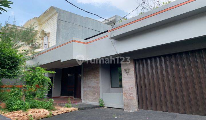 Rumah Disewakan Di Pondok Indah, Kondisi Butuh Renovasi 1