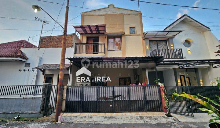 Dijual Rumah di Gentan Solo 2 Lantai Dekat Luwes Gentan 1