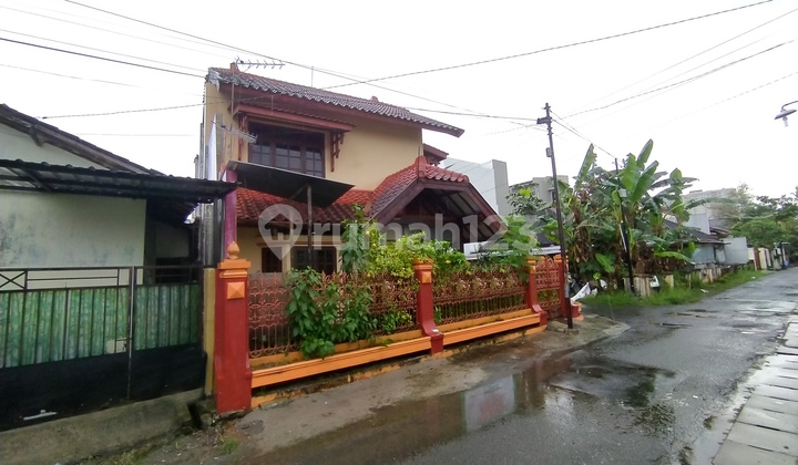 Rumah murah tengah kota di Mangkubumen Banjarsari Solo dekat mall Paragon Rumah murah tengah kota di Mangkubumen Banjarsari Solo dekat mall Paragon