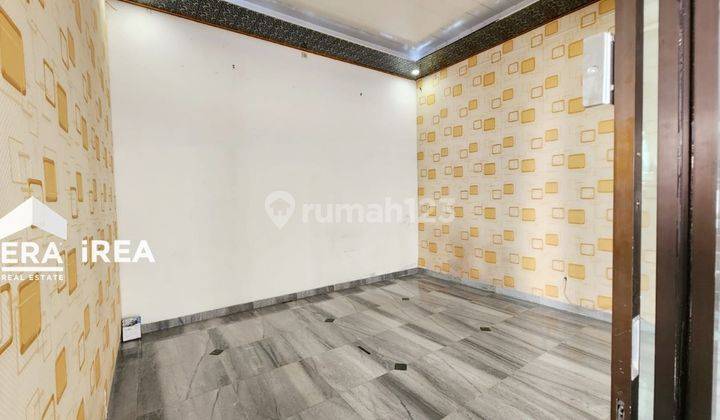 Disewakan Rumah 2 Lantai Furnished Deket Jih di Laweyan Surakarta 11
