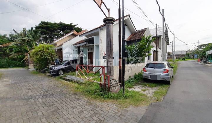 Rumah Hoek di Jaten Karanganyar Dekat Kampus Uns 2