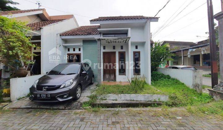 Rumah Hoek di Jaten Karanganyar Dekat Kampus Uns 1