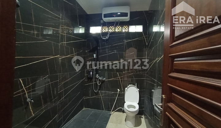 Rumah Klasik Murah di Colomadu Karangnayar Dekat Ums 5