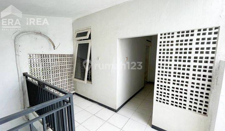 Rumah 2 Lantai di Colomadu, Karanganyar Dekat Superindo Jajar 5