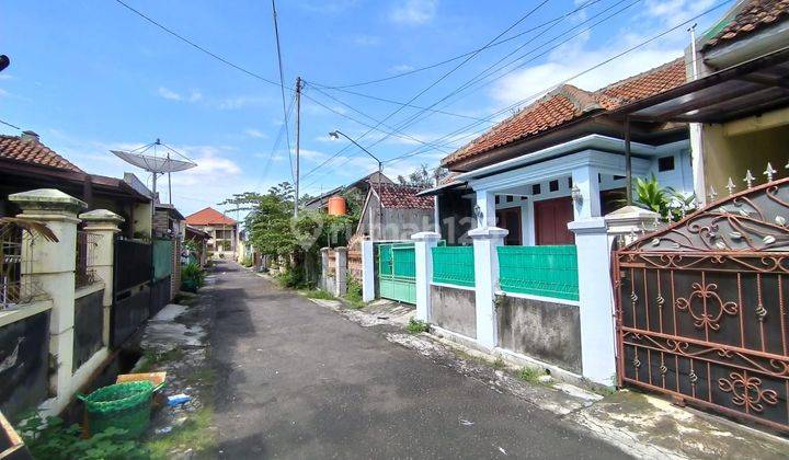 Rumah Murah Tengah Kota Solo Jual Cepat di Banjarsari Surakarta 6