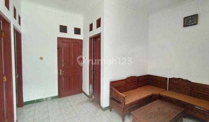 Rumah Murah Tengah Kota Solo Jual Cepat di Banjarsari Surakarta 8