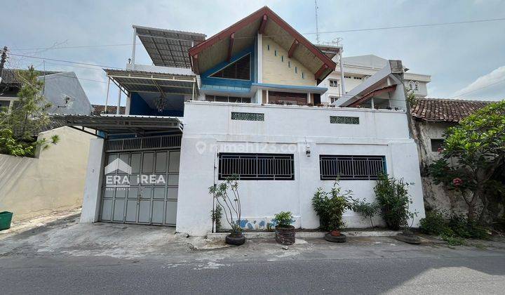 Sewa Rumah Murah Luas Tengah Kota di Kepatihan Solo Dekat Gbi Ka 1