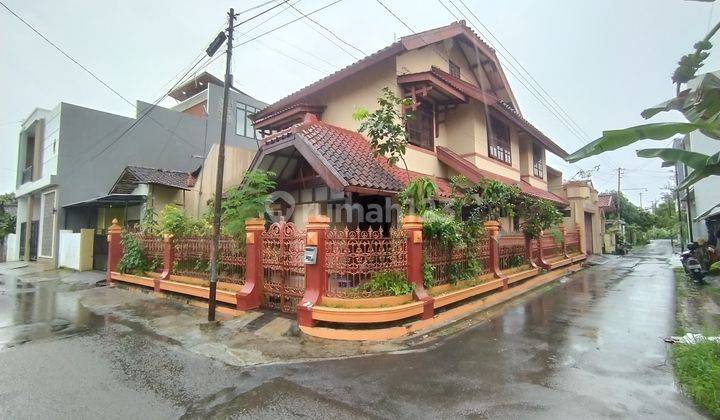 Rumah di Mangkubumen Banjarsari Solo Area Stadion Manahan