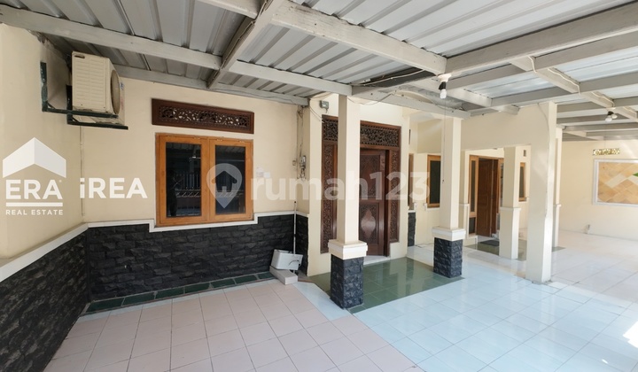 Rumah murah di gentan lingkungan perumahan sebelah taman fasum 2